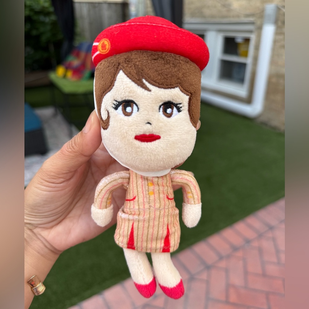 Emirates little travelers cabin crew